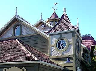 Winchester Mystery House - Mention